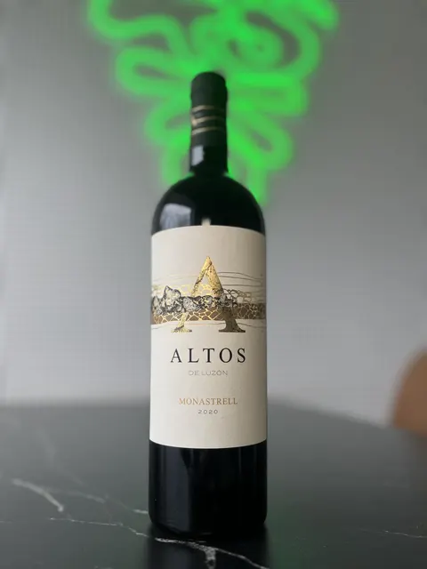 Vino Tinto Altos de Luzón